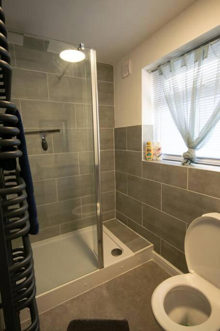 סוואנסי Luxe Living City Apartment - Beach, Wifi, Parking מראה חיצוני תמונה